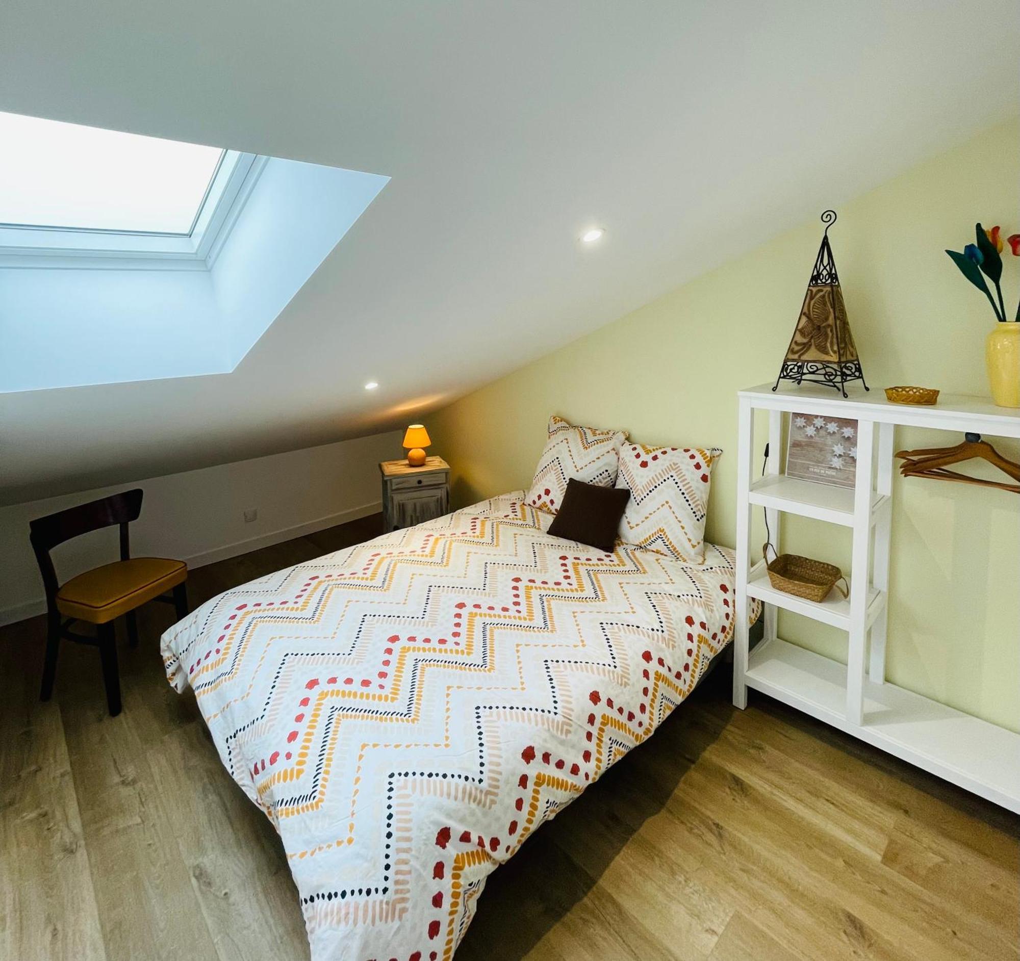 Ferienwohnung Duplex Sole Mio Bazet Exterior foto